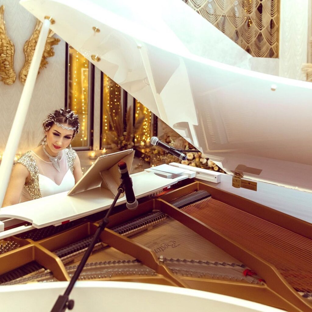Pianist - GAE events - Dubai - UAE (7)